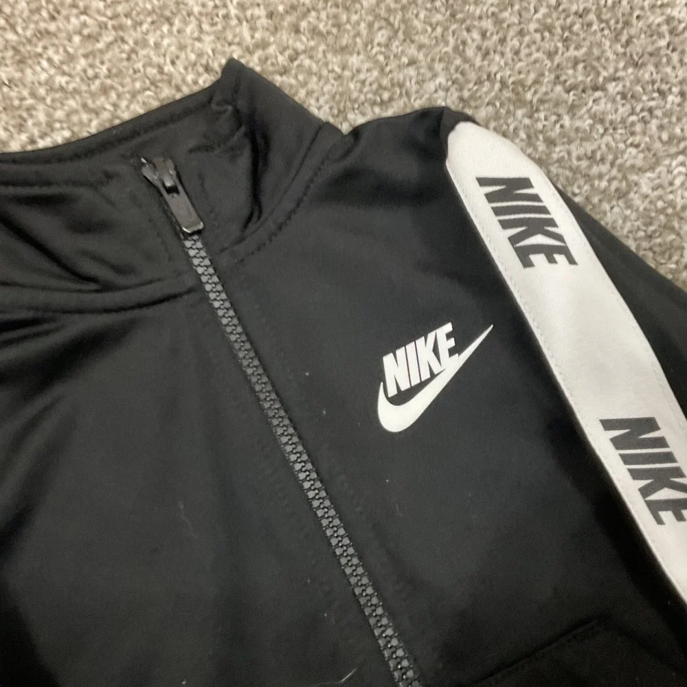 Nike Track Jacket‎ Toddler Boys 2T Black Logo Taping Full Zip Sportswear